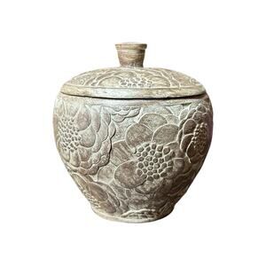 Vintage-Style Floral Jar 5.5” Tall – Raised Flower Pattern